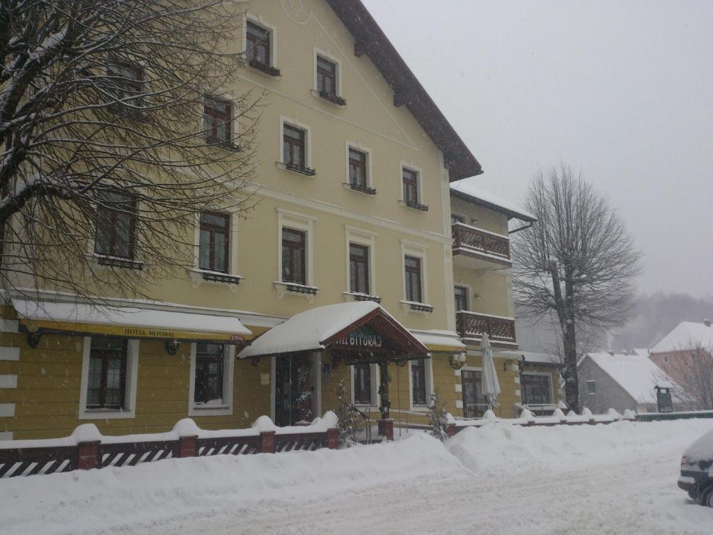 Hotel Bitoraj Фужине Экстерьер фото