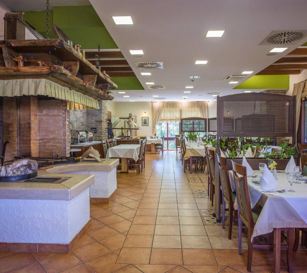Hotel Bitoraj Фужине Экстерьер фото